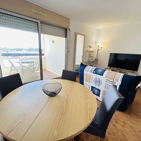 Apartment 3 Couchages Avec Parking Proche - Fr-1-249-439 *